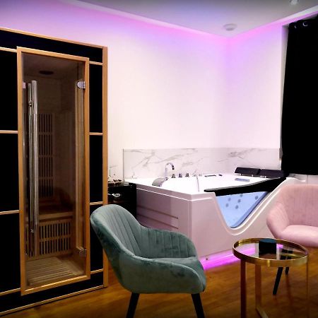 Le Vénus - Appartement SPA Privatif Balnéo Sauna Dijon Exterior foto